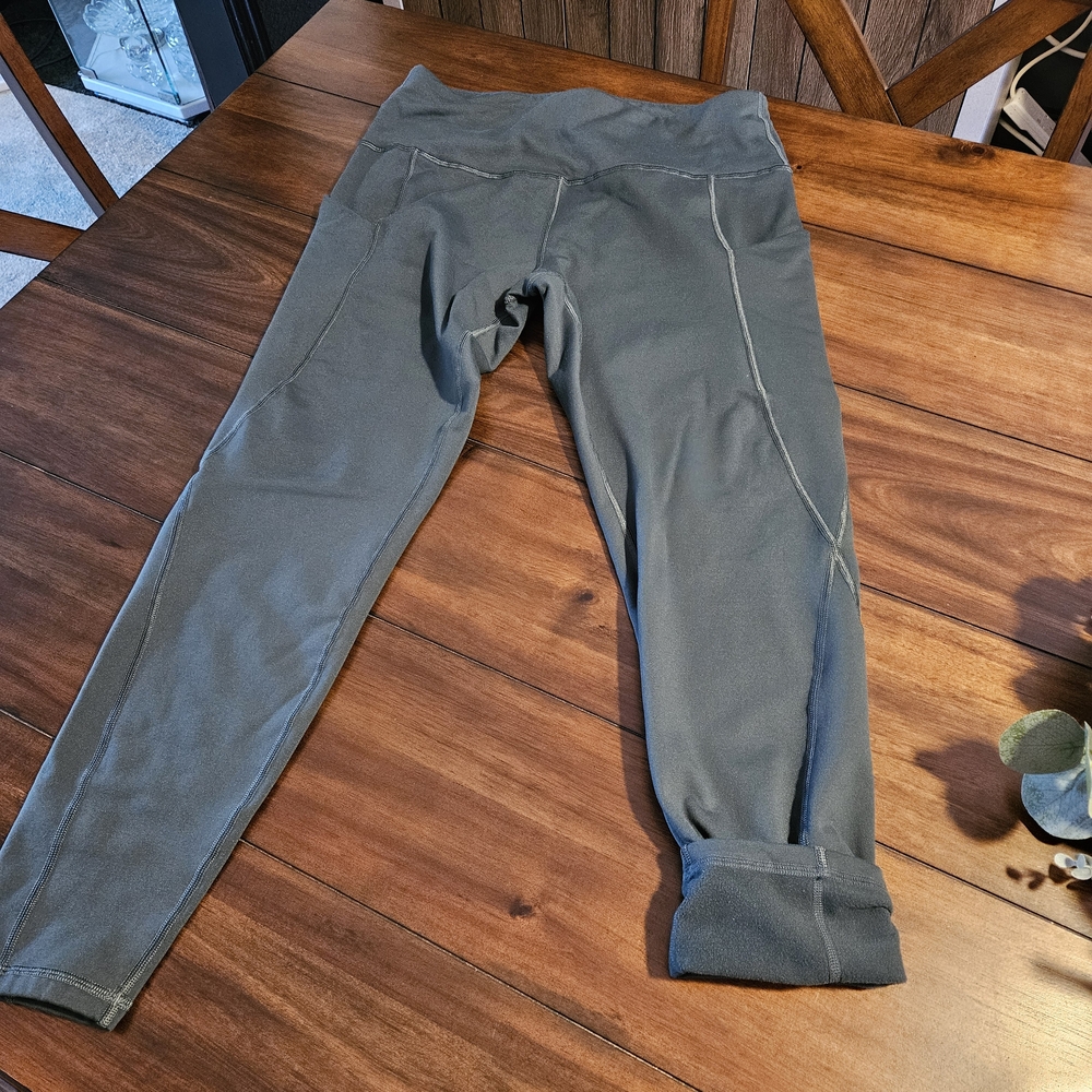 Ewedoos Fleece Lined Women's Green Leggings